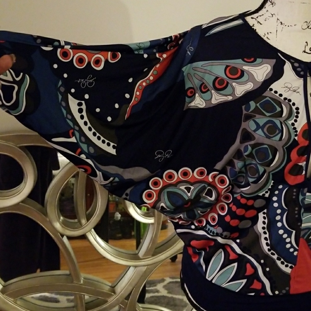 Blouse - Picture 2 of 4